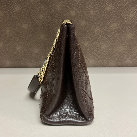 🔥🔥🔥Authentic Chanel Quilted Caviar Leather CC Logo Tote Bag - Picture 4 of 16